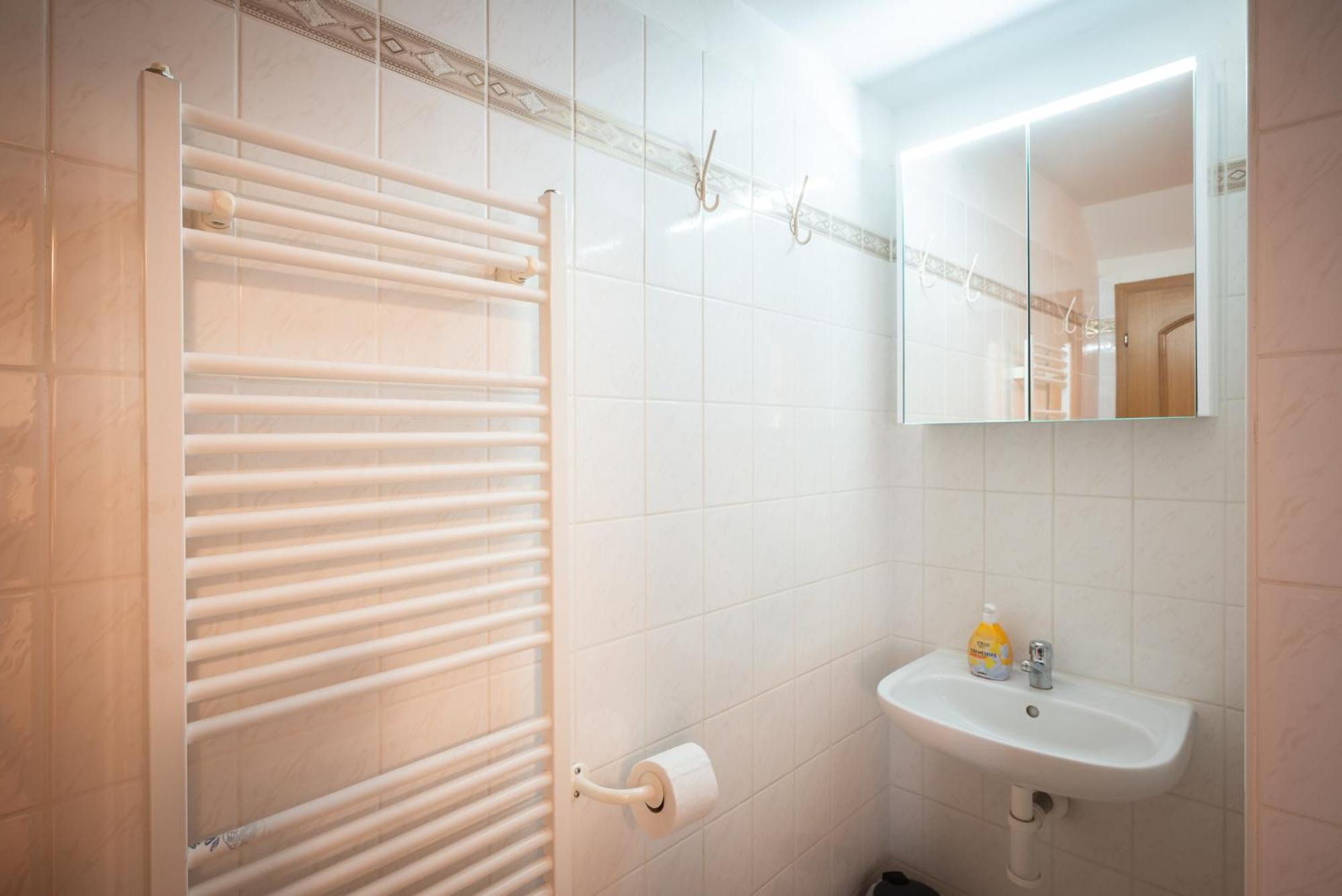 Apartman U Lanovky ยาคีมอฟ ภายนอก รูปภาพ